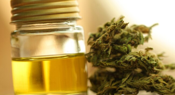 图雷特氏综合症 | 令人振奋，医用大麻油配方让他的抽搐减少了约 50%！