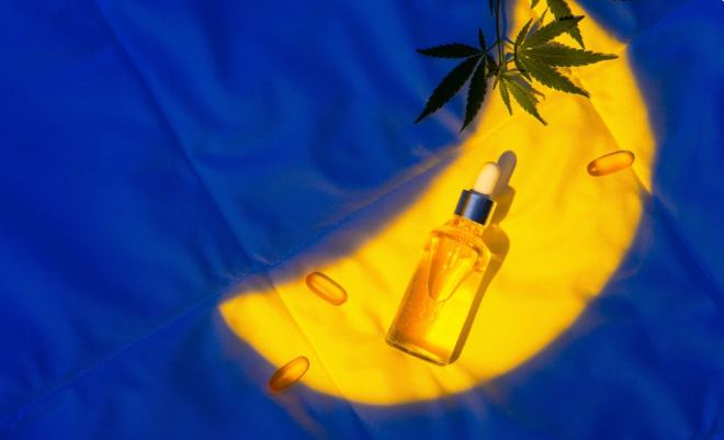 密歇根大学研究显示，近五分之一的美国年轻人使用大麻来助眠